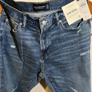 Abercrombie & Fitch slim Taper stretch jeans (33W, 32 L) BRAND NEW!!